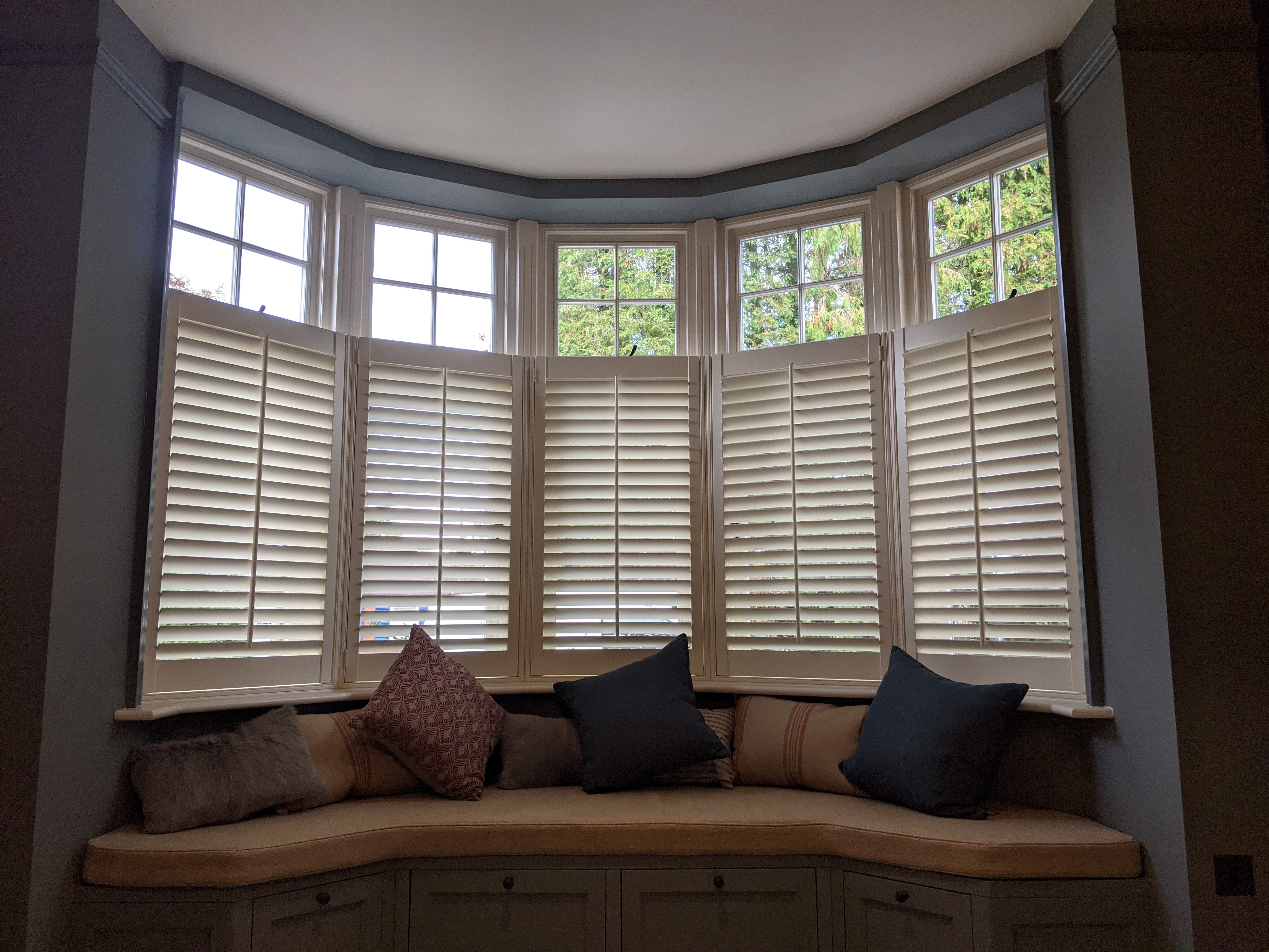 Cafe Style Shutters | Tunbridge Wells Shutters